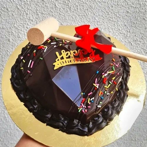 delivery_hope's tweet photo. Pinata Cakes Available

DM for orders... https://t.co/7vUia1zbNG