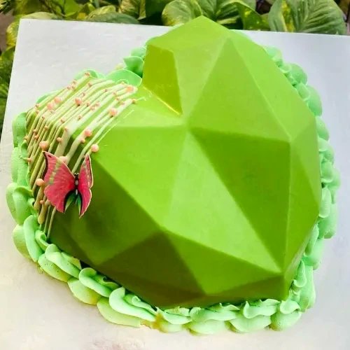 delivery_hope's tweet photo. Pinata Cakes Available

DM for orders... https://t.co/7vUia1zbNG