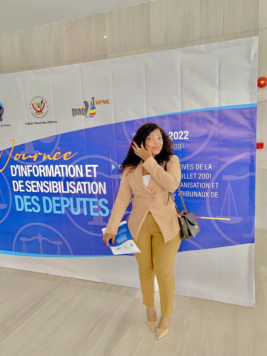 ElAlenzo's tweet photo. #Journée d’information et de sensibilisation des députés #@ElieLomboto4 @central_sage @leParrainRDC @CMbosoNkodia @RienSlesFemmes https://t.co/aTVX3ofita