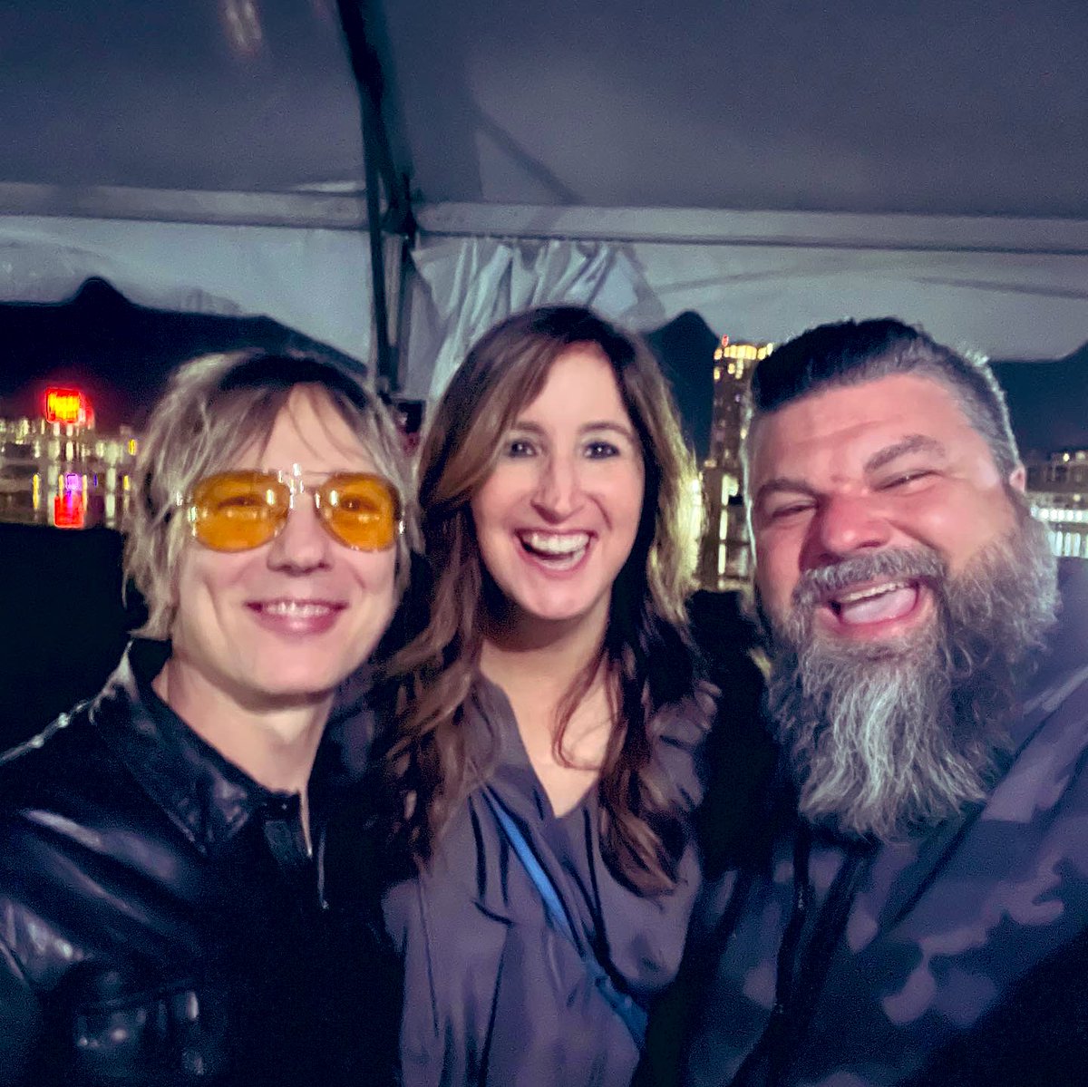 GinaCrash's tweet photo. Loved seeing fellow cat model @STONEHORSESjohn @PierSixPavilion for #PawjectRunway great running into @huber1007 & @KnightWMAR @BARCS_SHELTER @SoftSide1 supporters #TeamSoftSide https://t.co/ZJY8L412b9
