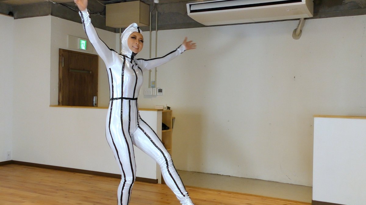 宣伝なので拡散嬉しい💜 明日、コスホリック32は、G07-08 裸装門