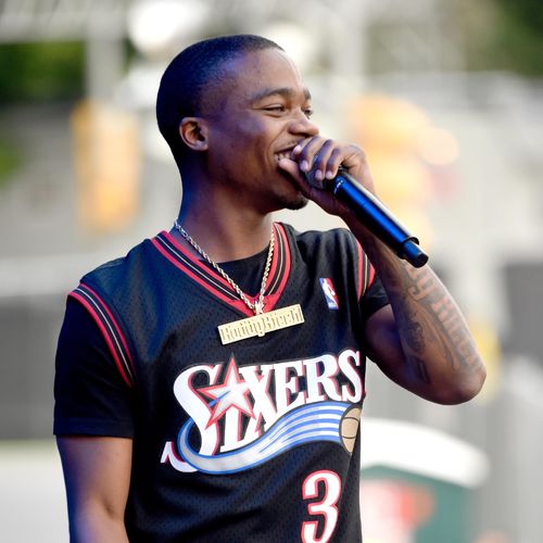 #NowPlaying Moved to Miami by <a href="/RoddyRicch/">Roddy Ricch</a> on nichenationradio.com