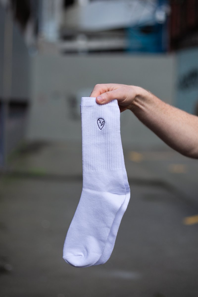 teamgeobuff's tweet photo. GeoBuff x Koa Goods x The Big Picture 🔥

Merch drops on Monday!

Cop an item and let the squad know you're ready to drop those countries of the world at a moments notice 😤 https://t.co/ihuUU2gJLW
