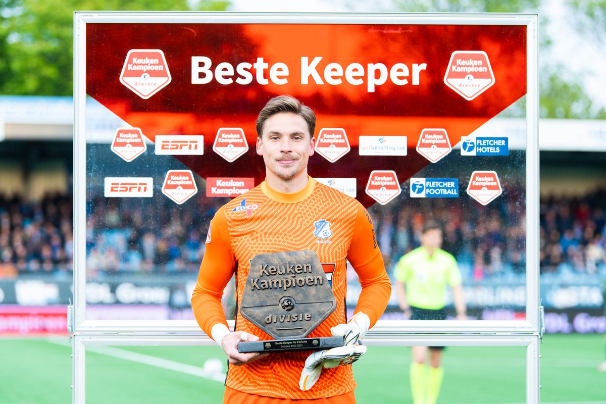 FCEindhoven's tweet image. 𝑾𝑰𝑵𝑵𝑨𝑨𝑹 🏆

Nigel Bertrams bekroond tot Beste Keeper van periode 4! Gefeliciteerd Nigel!

#FCEindhoven #BesteKeeper #Topper