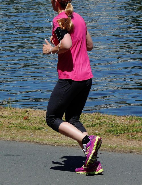 Healthonics's tweet image. Stay active! Do #exercise regularly to stay healthy! regular #physicalactivity/exercise not only improves our physical health but can help in improving our #memory by  increasing the connectivity between regions of the brain responsible for the formation of memory &amp;amp; its storage