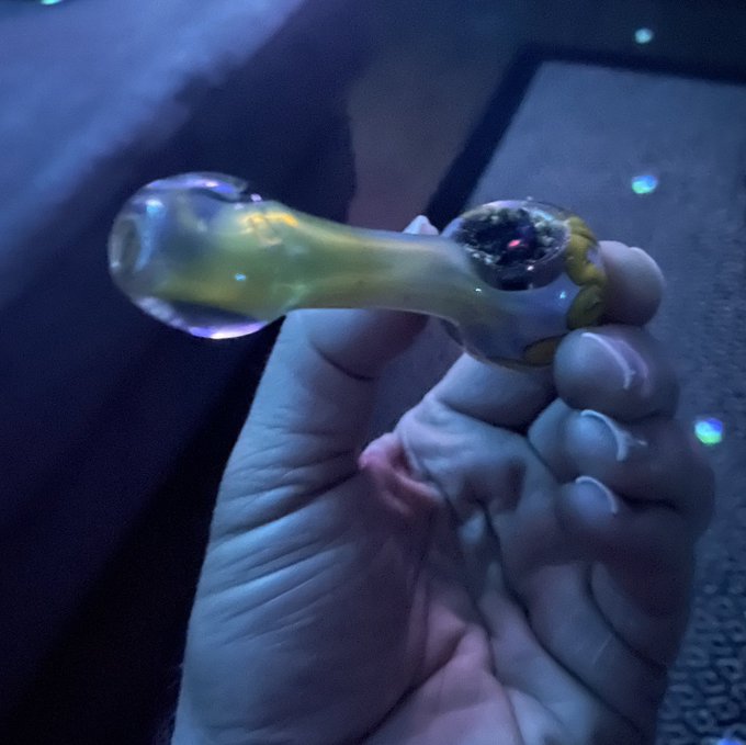 I got a new tray to hold the incense burner and I&rsquo;m very happy with it. I got one clear photo of it and<a href="/tag/weekendvibes"class="tags"><span>#weekendvibes</span></a>