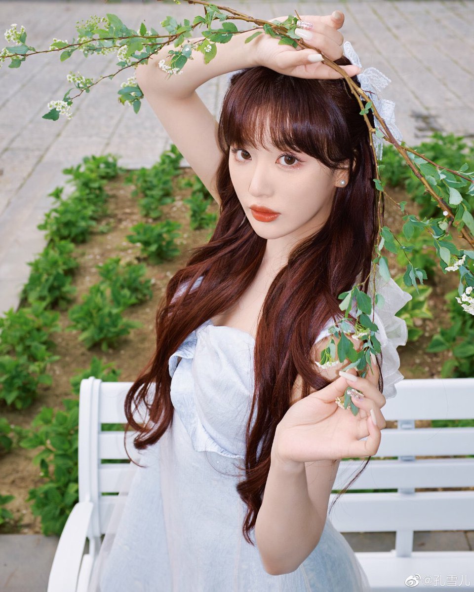Snow_fanstation's tweet photo. 0430 Snow Weibo Update 

I hope everything will come to an end, and all the growth will be filled with joy.💕🌷

#KongXueer #SnowKong #孔雪儿 https://t.co/AIJiO9y8ja