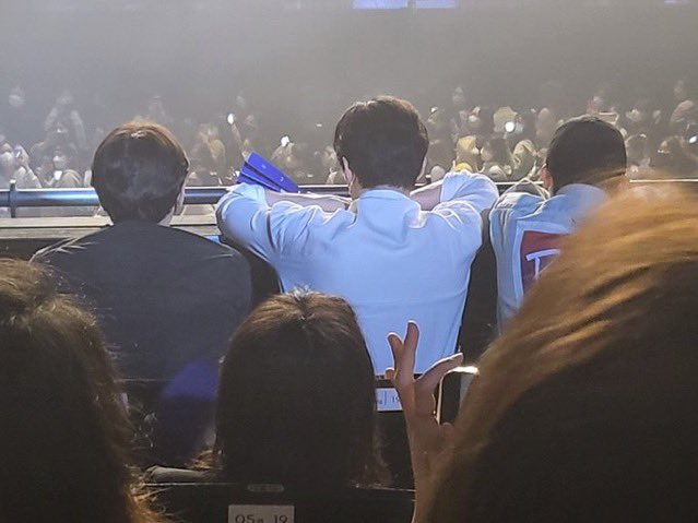 SunshineNuneo's tweet photo. Thank you for sharing these amazing moments 🥰🥰
#Junho #Chansung #Nichkhun #Jun_k #WOOYOUNG #2pm https://t.co/E2bhmuxEAw