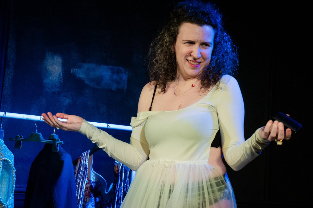 Last chance to see bold new comedy Snatched! at 3pm this afternoon <a href="/WhiteBearTheatr/">White Bear Theatre</a>. Tickets available! 

#theatre #newwriting #HomecomingFest