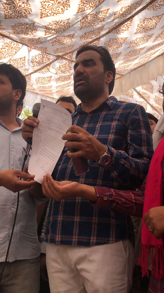 Dr. Gulab Raj Prajapati (@drgulab_raj7) on Twitter photo पूरा संसार जहां #वर्ल्ड_वेटरनरी_डे मना रहा है वहीं राजस्थान में बेरोजगार पशु चिकित्सक पिछलें 6 दिनों से अनिश्चितकालीन हड़ताल पर हैं
#पशुचिकित्साअधिकारीभर्ती2019
#RPSC_900पशुचिकित्साधिकारी_भर्ती_साक्षत्कार_तिथि_जारी_करो
<a href="/ashokgehlot51/">Ashok Gehlot</a>
<a href="/KatariaLalchand/">Lalchand Kataria</a>
<a href="/rpbreakingnews/">Rajasthan Patrika</a>
<a href="/RPSC/">RPSC</a> पूरा संसार जहां #वर्ल्ड_वेटरनरी_डे मना रहा है वहीं राजस्थान में बेरोजगार पशु चिकित्सक पिछलें 6 दिनों से अनिश्चितकालीन हड़ताल पर हैं
#पशुचिकित्साअधिकारीभर्ती2019
#RPSC_900पशुचिकित्साधिकारी_भर्ती_साक्षत्कार_तिथि_जारी_करो
<a href="/ashokgehlot51/">Ashok Gehlot</a>
<a href="/KatariaLalchand/">Lalchand Kataria</a>
<a href="/rpbreakingnews/">Rajasthan Patrika</a>
<a href="/RPSC/">RPSC</a>
