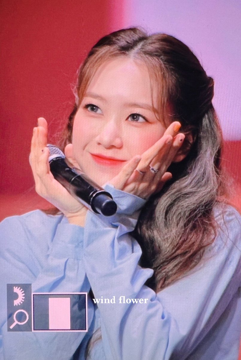 wind flower tweet media