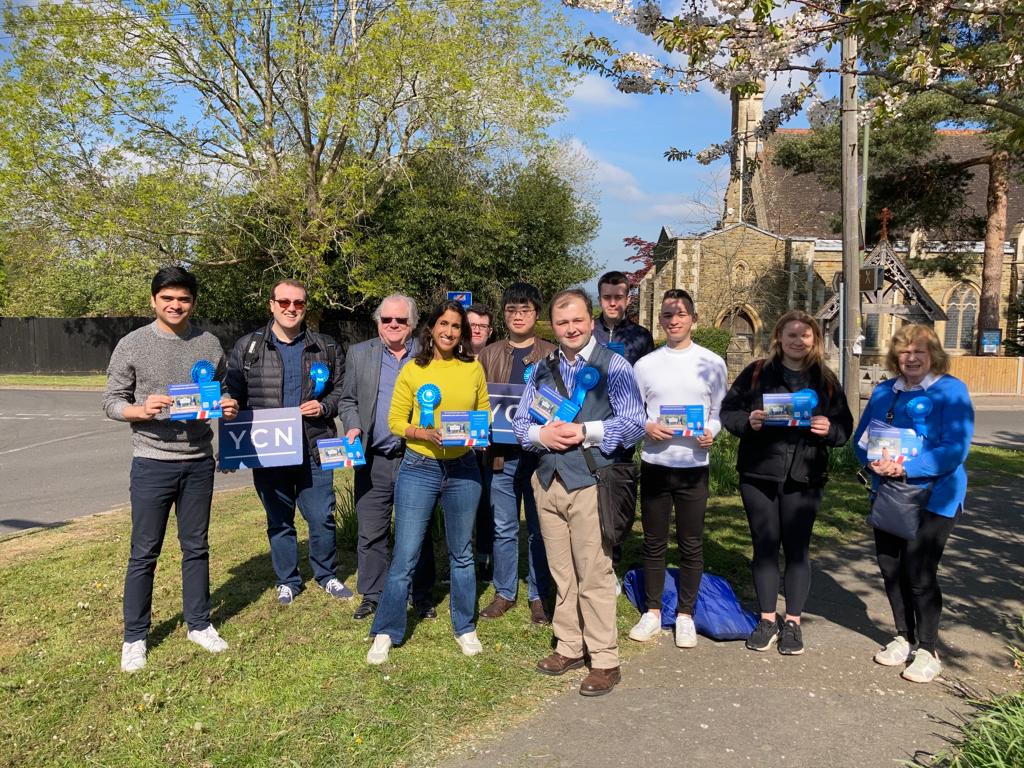 🗳️ YCN are out in Dormansland supporting @Harryjbscons with our patron @ClaireCoutinho 🔵
