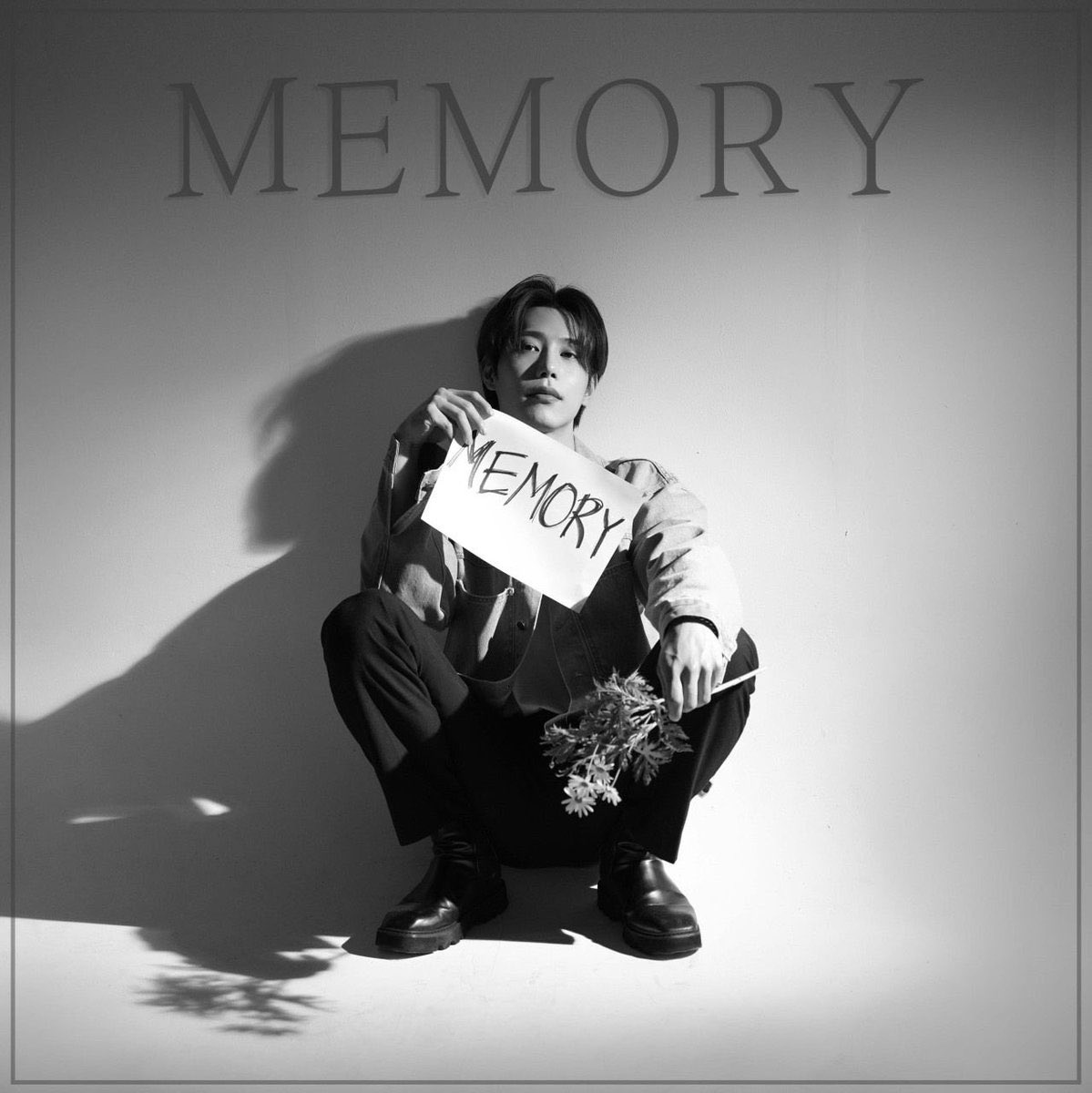 nugubgs_'s tweet image. AIDEN (AWEEK member) has debuted with his first solo single “Memory”!

@AWEEK_Official #AWEEK #AIDEN 
🔗 youtu.be/6q-QxYk20_8