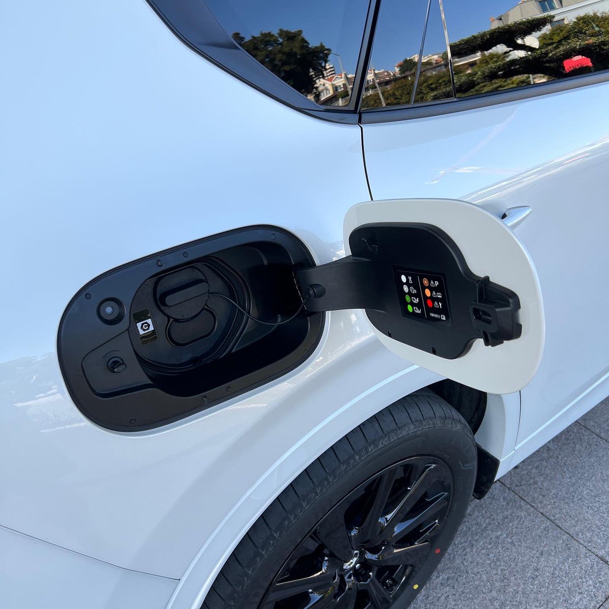 Paul Maric tweet media