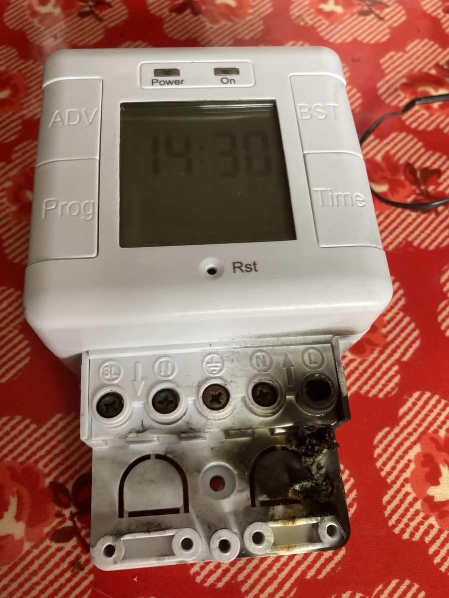 SimonBlake's tweet image. So that’s why the water heater wasn’t working!