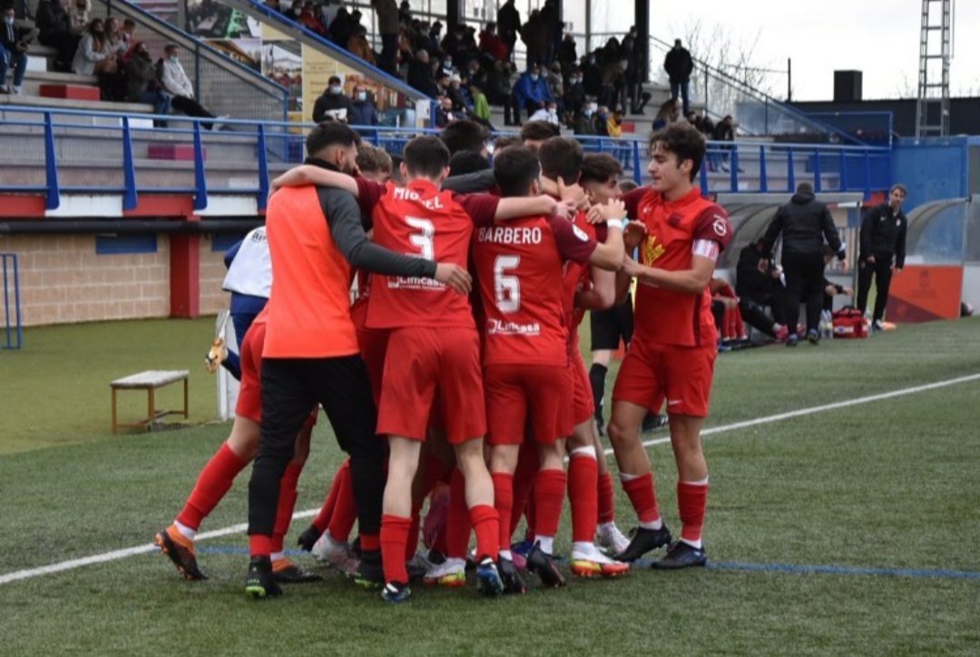 Hoy se acaba. Vamos a por el último 🤍❤️⚽
