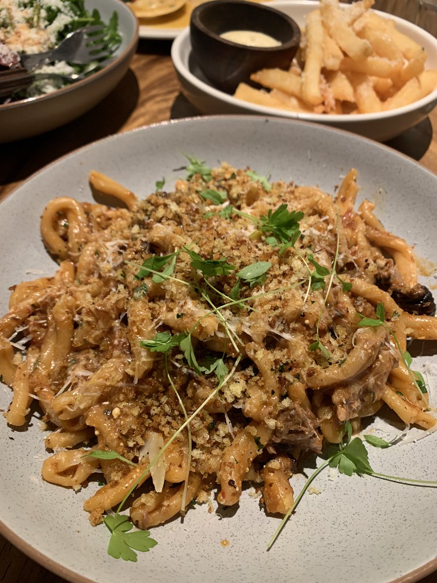 pastagotsauce's tweet photo. Eating my way through the impersonators 😎 https://t.co/Q8PE5yoflw