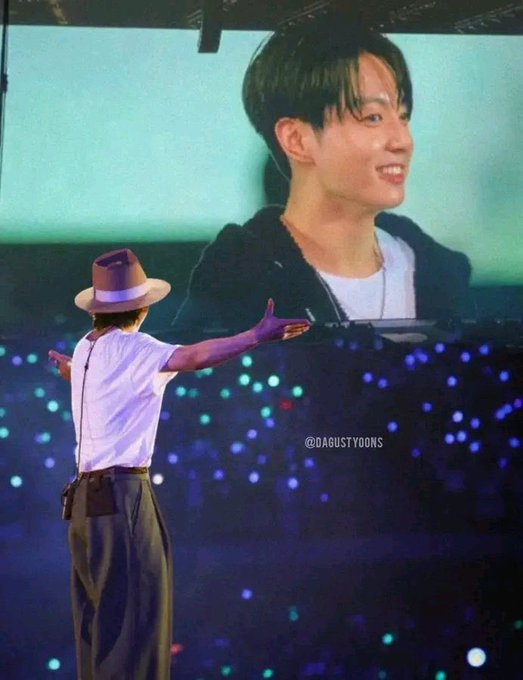 𝗠𝗶𝗻𝗲 ♡ https://t.co/rzcmekYe9S<a href="/tag/bts"class="tags"><span>#bts</span></a><a href="/tag/bts_proof"class="tags"><span>#bts_proof</span></a>