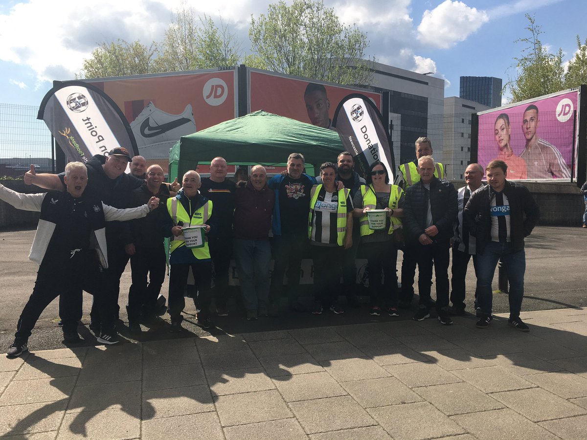 Bill Corcoran (@billcorcoran5) on Twitter photo Thanks to our friend <a href="/IanByrneMP/">lan Byrne MP</a> and his <a href="/SFoodbanks/">FANS SUPPORTING FOODBANKS #RightToFood</a> comrades for their gifts of food to <a href="/nufcfoodbank/">NUFC Fans Foodbank</a> Have a lovely day lads - apart from the football..! Thanks to our friend <a href="/IanByrneMP/">lan Byrne MP</a> and his <a href="/SFoodbanks/">FANS SUPPORTING FOODBANKS #RightToFood</a> comrades for their gifts of food to <a href="/nufcfoodbank/">NUFC Fans Foodbank</a> Have a lovely day lads - apart from the football..!