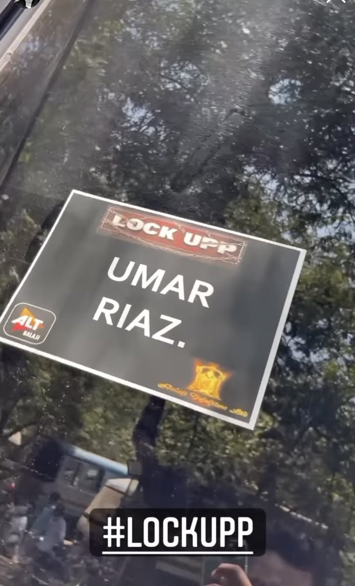 Sana5081's tweet photo. Our umru is shooting for  #LockUpp probably for promoting #EidHoJayegi 
We might see him in #DanceDeewaneJuniors with kk 

@realumarriaz 

#UmarRiaz
#UmarArmy https://t.co/ww0IgpT7hT