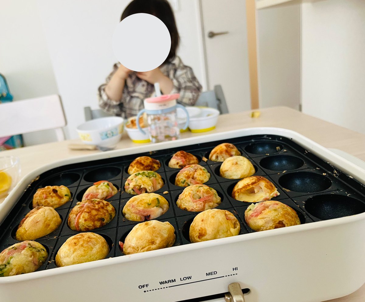 ami824o's tweet photo. 今日のお昼はたこやき食べた〜🐙 https://t.co/pn7TTZyXxy