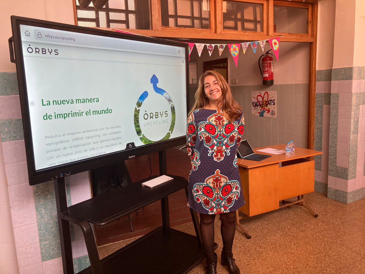 CarmelitasVila's tweet photo. Un agraïment especial als patrocinadors que ens acompanyen hui en aquesta jornada educativa #JornadaEducando22 @Theresia_school @serunion @TorresportEduca #Orbys @karitsolidarios https://t.co/r0oJcq5tI7