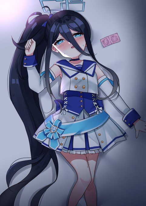 オリジナル1ブルアカ2ニジガク1と結構バランス良い感じになった#今月描いた絵を晒そう 