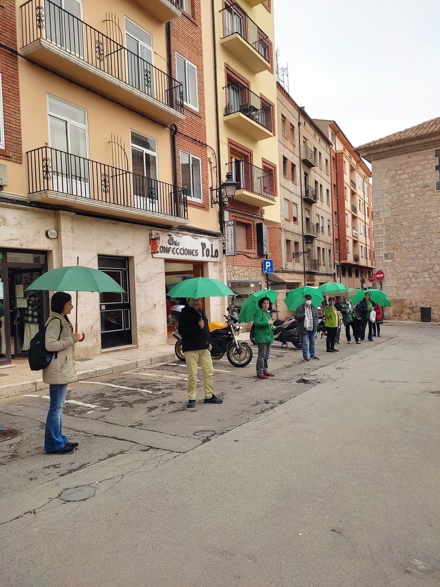 AcaciaTeruel's tweet photo. Por un Centro Histórico más verde. Concentración del jueves 28 de abril. Plaza de la Marquesa #AyuntamientoTeruel #EmmaBuj https://t.co/V8sYgRZOdS