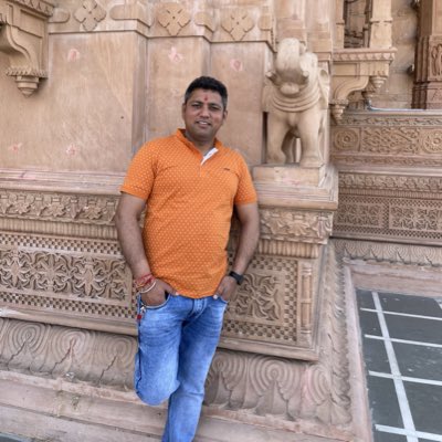 popli04's tweet photo. #NewProfilePic https://t.co/UjBV6ro7xY