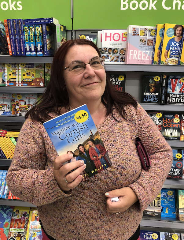 CornishGirls's tweet photo. Got a credit coming up on #Audible? All my feel-good #CornishGirls WWII sagas have #audiobooks available - here's Book 1 in the series, WARTIME WITH THE CORNISH GIRLS. 📚🎉🙌

Happy listening! 😊

#books #WhatToRead #amreading #WWII #HistoricalFiction

https://t.co/GLwOZItaFt https://t.co/Ep1KkolHrs