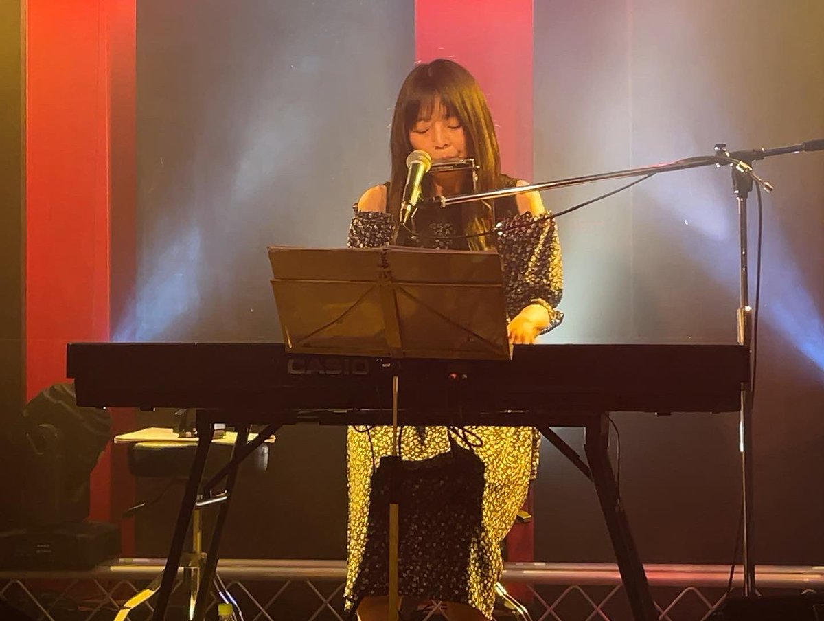 himawa_rhythm_e's tweet photo. 今日は、勝田さんとりんごさんのライブを観に、Iwoo野方行ってきたー。
お二人のライブは、めっちゃ楽しくって元気もらえる。
#lwoo #弾き語り https://t.co/KfOebyhrEo