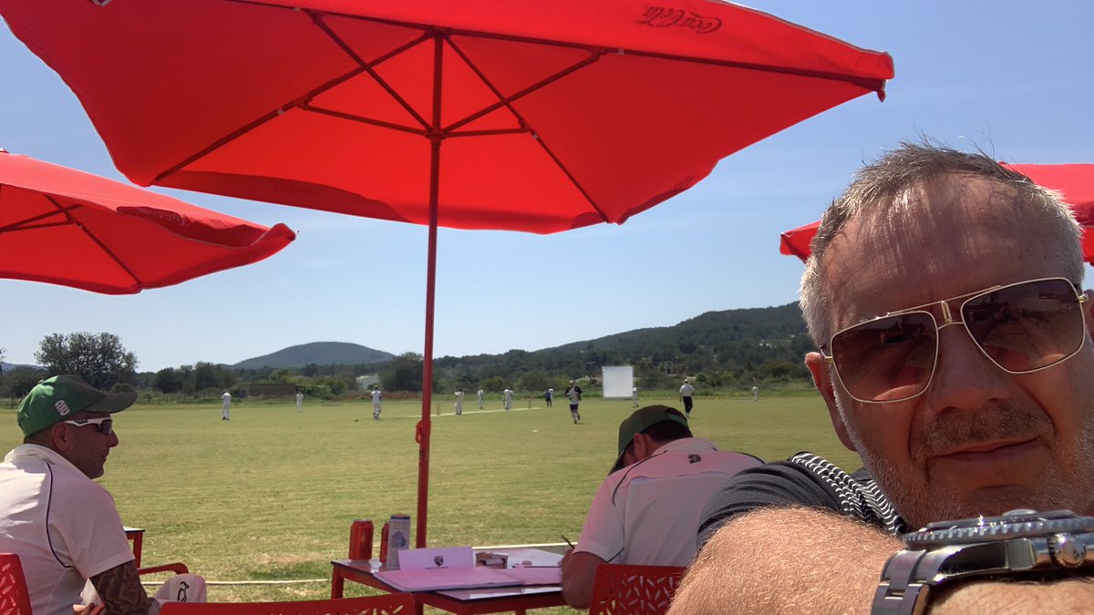 PabsIbiza's tweet photo. @ALS_Fanzine Playing cricket in Ibiza https://t.co/pLJzNMYYVa