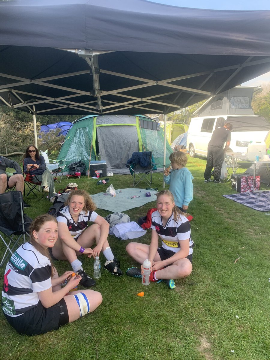 Day 2 underway <a href="/WRFC_girls/">Worthing RFC GIRLS section</a> all tents are up and smiles on faces 😁

u13s and u18s have both won 1 game from 2 so far respectively 

u15s have played 1 and won 31-0! 

Everyone buzzing for the afternoon ahead! 👏👏

#tour #girlsrugby #CRFCgirls