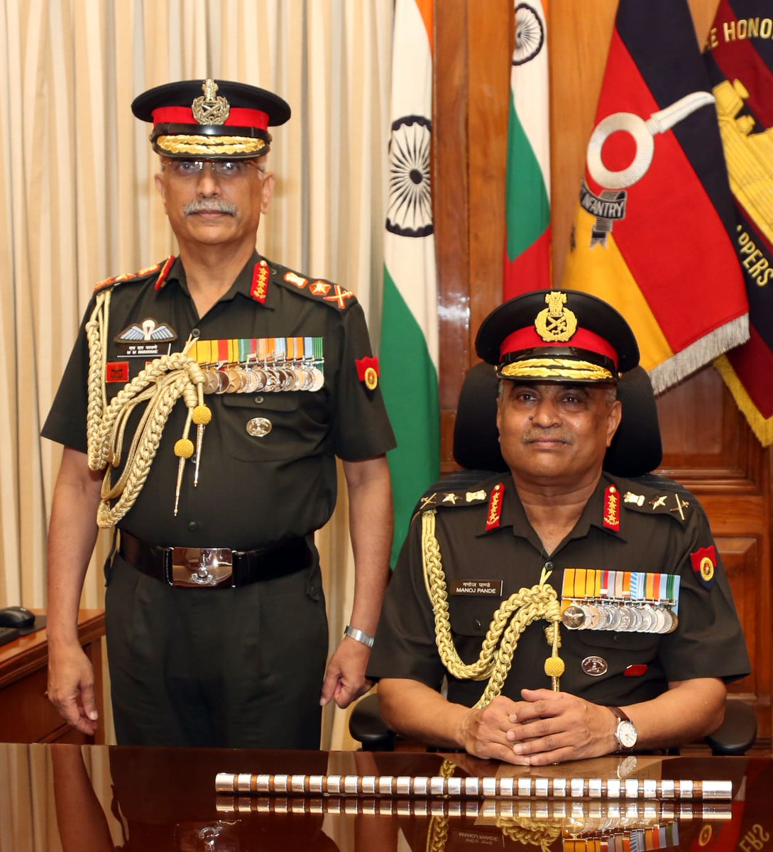 IAF_MCC's tweet photo. #IAF also congratulates General MM Naravane (Retd) on culmination of glorious and inspiring 42 years of service to the nation. https://t.co/hY4tzbGteO