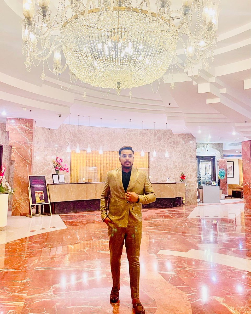 ankitshaw22's tweet photo. Really had a great time hosting for Sinha Group & founder of La Macaw Resort indeed a fabulous celebration. The evening was just musical & magical.
Great work @RajRoy2609
#MrTalkative🇮🇳
#socialevents #anchor #hosting #fashion #influencer #kolkataevent #kolkataevents https://t.co/oL2HQGXk1z