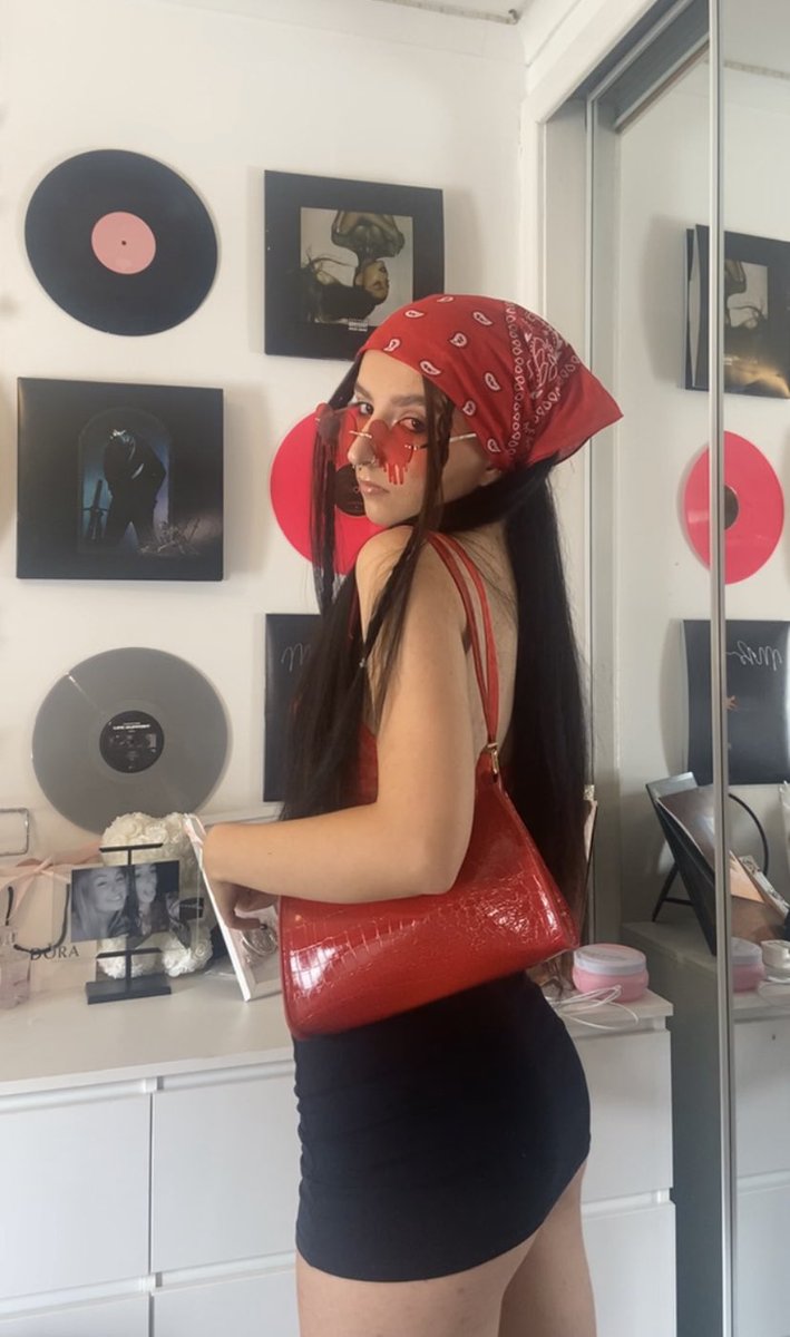 girl in red today omg the collapse