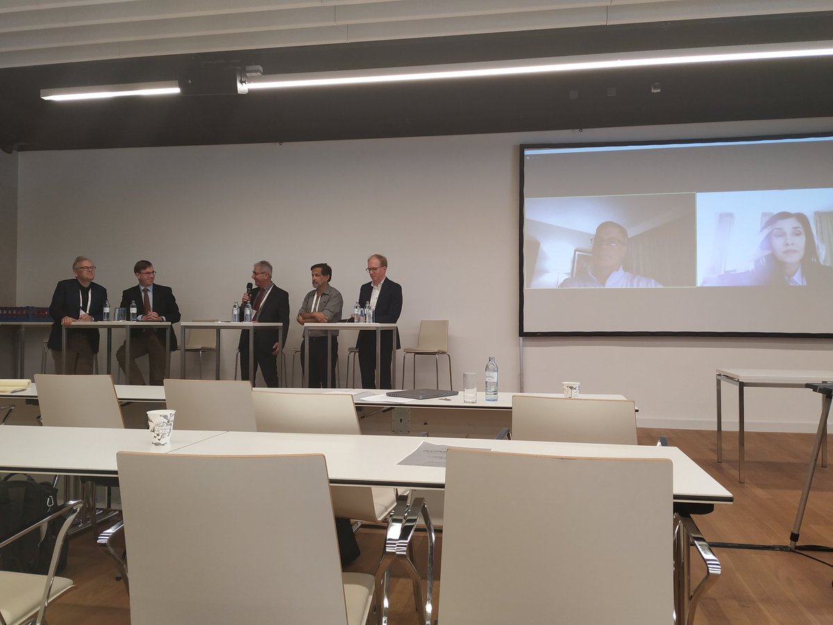 Juanaloca2002's tweet photo. Closing remarks of a great meeting #ICFL2022 @FattyLiverConf see you all soon !! https://t.co/qIqUtztUFF