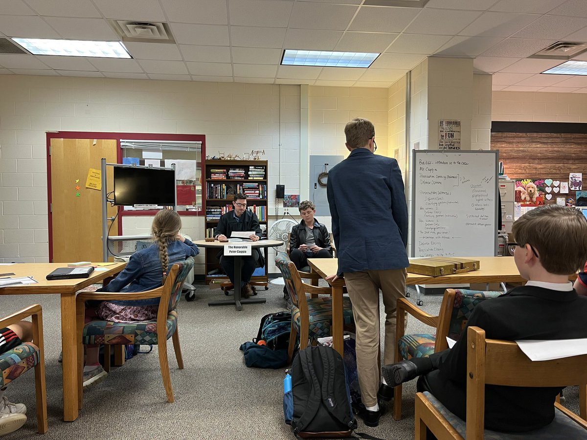 mrsjhowland's tweet photo. Incredible mock trials with 7-1 AIG students! Johnny Cade found not guilty in every class! Thanks to the honorable @pcaggia for serving as our judge! #theoutsiders #illustriousSEHinton #4Cs https://t.co/94M9mSK1xw