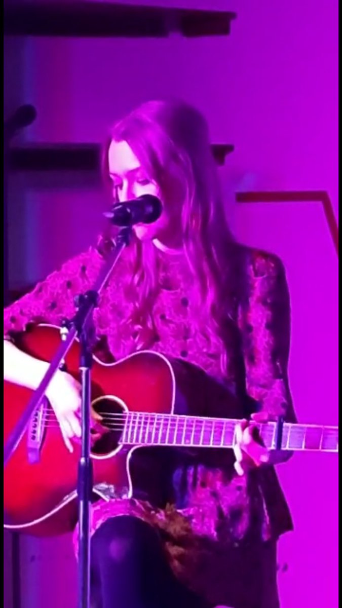 Played an actual gig in from of actual people yesterday. Proper madness. 💖