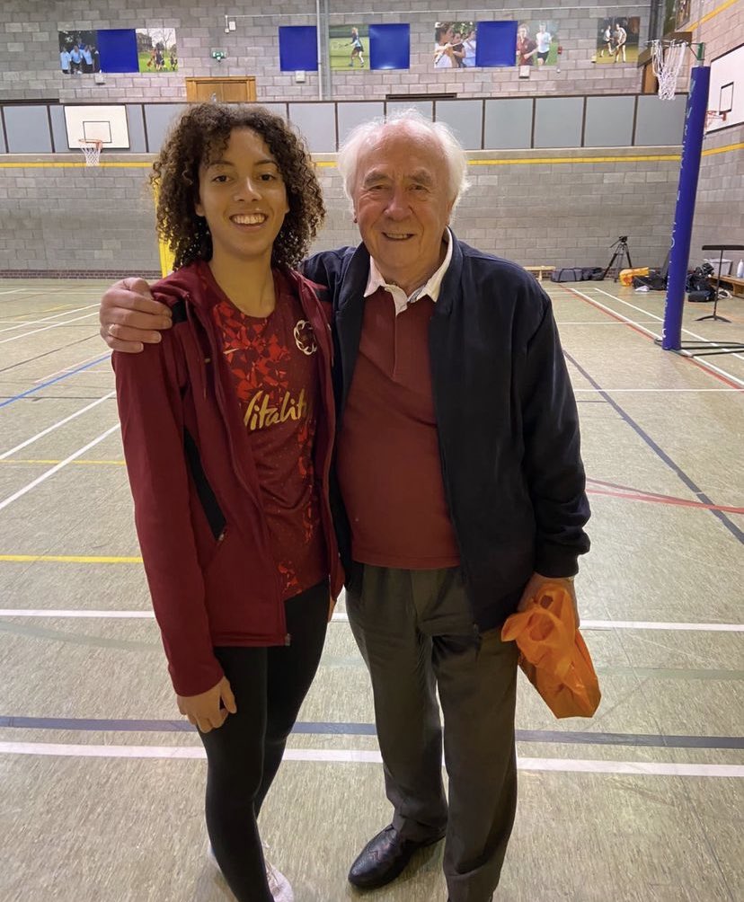 HaleeRobinson4's tweet image. Officially a qualified Level 2 Netball Coach🤩. I’m so proud of this achievement, it’s been one of my aspirations for a while and I’ve worked off my own back to fund and organise sessions to get this qualification ticked off✅ Thank you to all the coaches for the inspiration 1/2