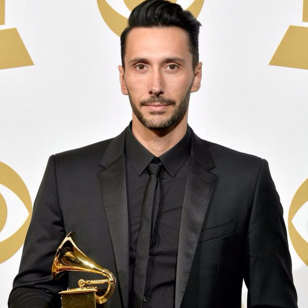 Mix Syndicate Radio tweet media