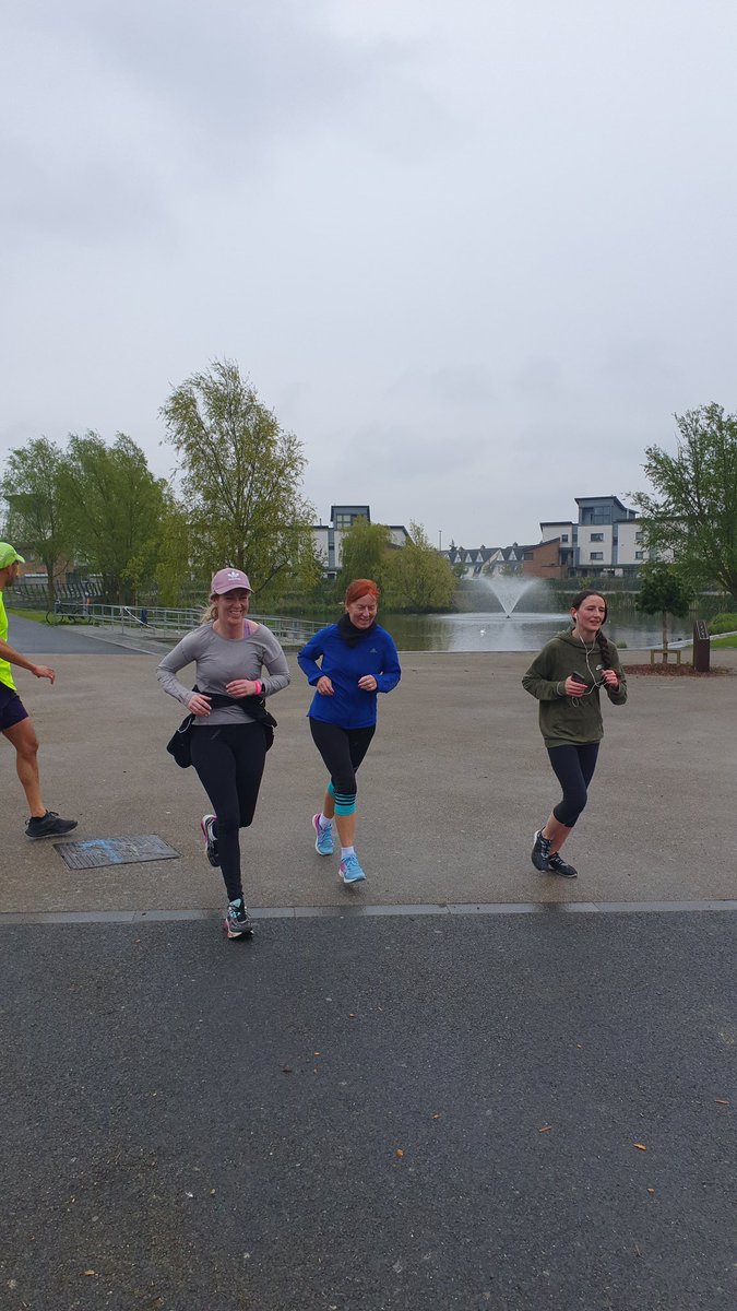 Well done everyone who Run, Walked/Jogged this morning in the rain 🌨☔️🏃‍♂️🏃‍♀️ Total Finishers 94, 1st Timers 10, PB's 6. Congrats Ruth 50th run 🏃‍♀️ Thanks to our Volunteers this week👏 Please remember parkrun/parkwalk cant happen without Volunteers.give something back Volunteering