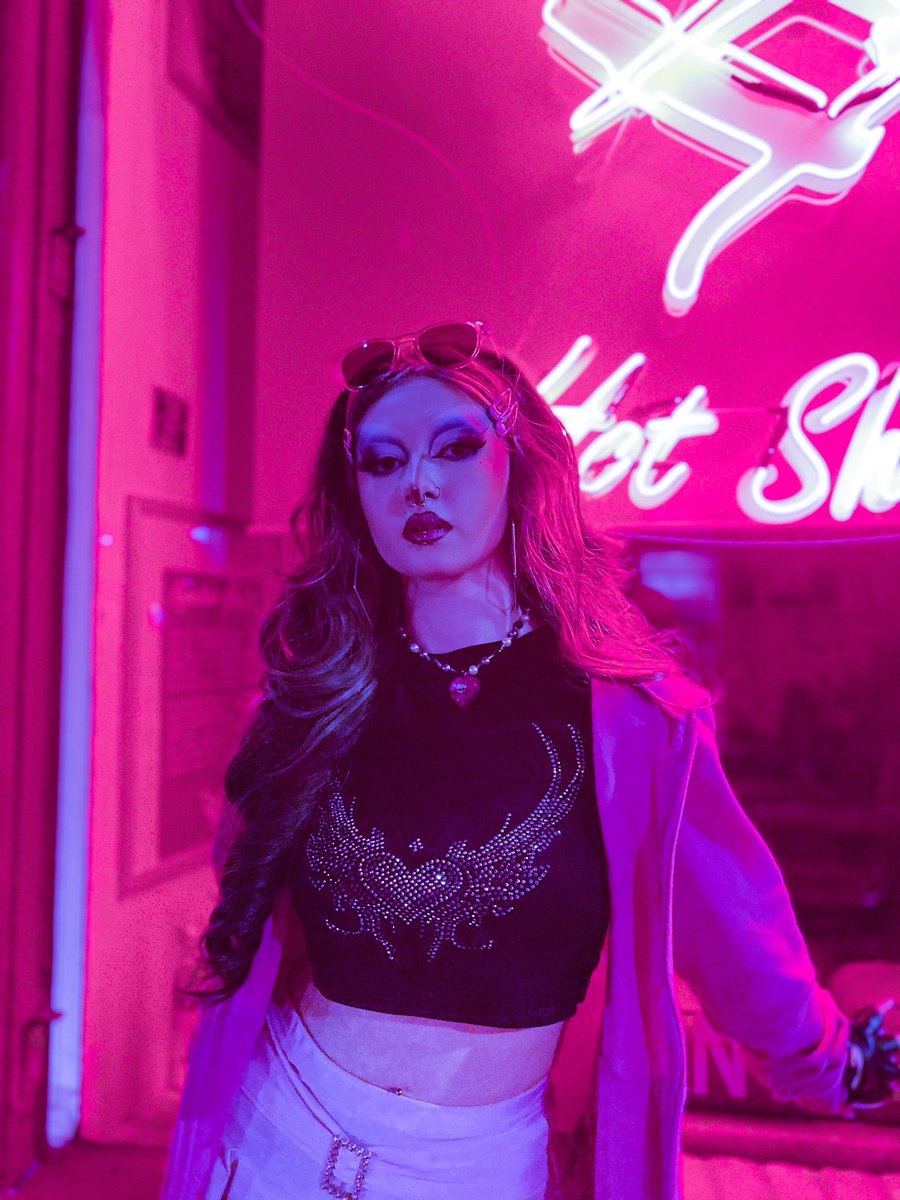 jude2k5's tweet photo. 🖤💗☠️XOXOY2K☠️💗🖤 https://t.co/UqR3UYYeiN