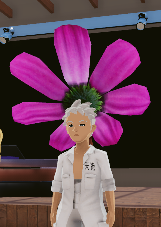 limiere003's tweet photo. Thanks @awedjob @wishervodka #FindingWhimsy for this beautiful flower crown created by @awedjob. I won it during a very difficult scavenger hunt a few days ago with my partner in crime @y_youmack. Can't wait till the next one. https://t.co/CQYiNtQ3qW