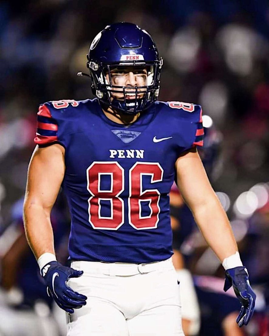 Thankful to say that I have officially been cleared for a full return to sport following ankle surgery in November. I would like to say a big thank you to my surgeon Dr. Humbyrd and PT Billy Moore for everything they have done to get me back stronger than ever.