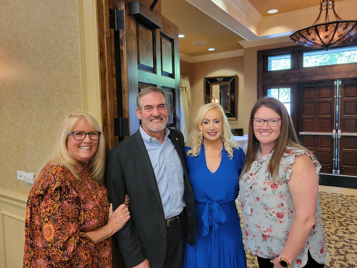 Thank you, <a href="/teenmothershome/">Hands of Mercy🦅🟠</a> and <a href="/Children1stMCCA/">Marion County Children's Alliance</a> for your great work in our community! <a href="/bmccall51/">Beth McCall</a> <a href="/JessMcClainFL/">Jessica McClain</a>