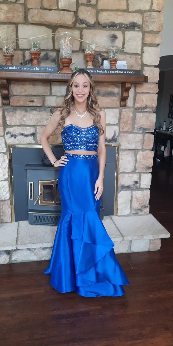 Our girls looking absolutely incredible last night for Junior Prom! 🤩😍<a href="/bhsjuniors23/">bhsjuniors</a>