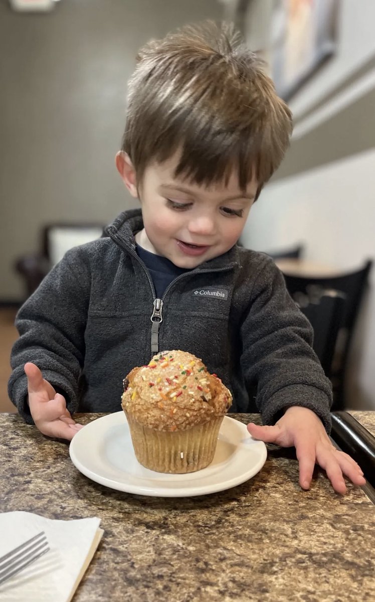 Nothing like a #muffin 
stop in at this Maumee Ohio Georgette's Grounds &amp; Gifts georgettes.org
