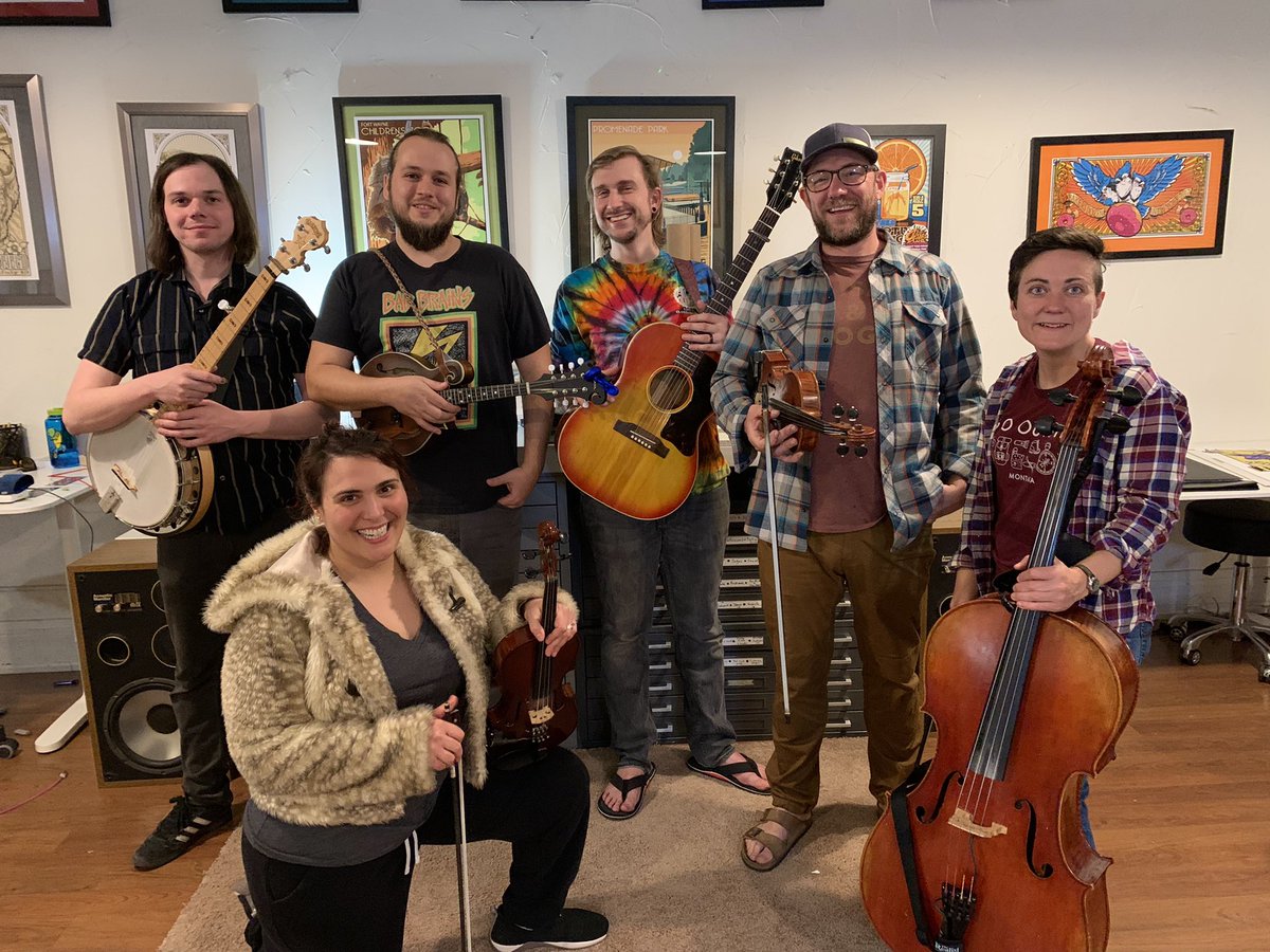 Catch the Debutants Ball tonight at <a href="/ClydeTheatre/">Clyde Theatre</a>, 7pm. Live music by Debutants and The Goat’s Beards. #debutants #debutantsball #clydetheatre #folk #bluegrass #whatzupftwayne  

whatzup.com/amp/music-come…