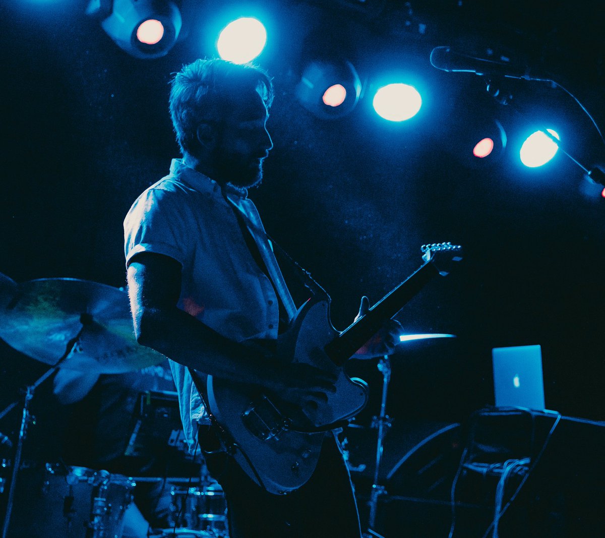 *NYC* Tonight is the night! We’re excited to be performing at <a href="/MercuryLoungeNY/">Mercury Lounge</a> w <a href="/hellolightfoot/">Jessica Louise Dye</a> and Grits. Doors are at 9!